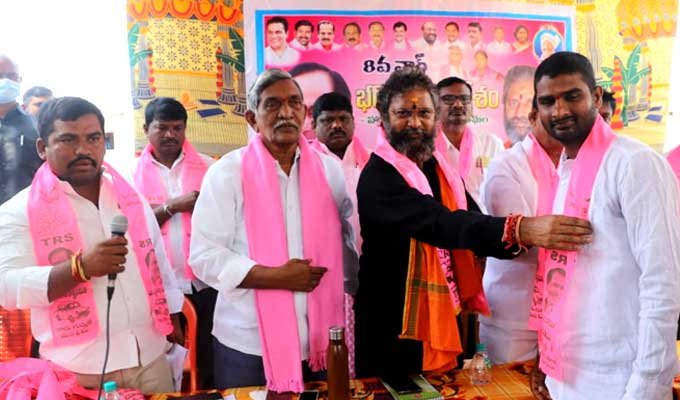 Many activists joining the TRS